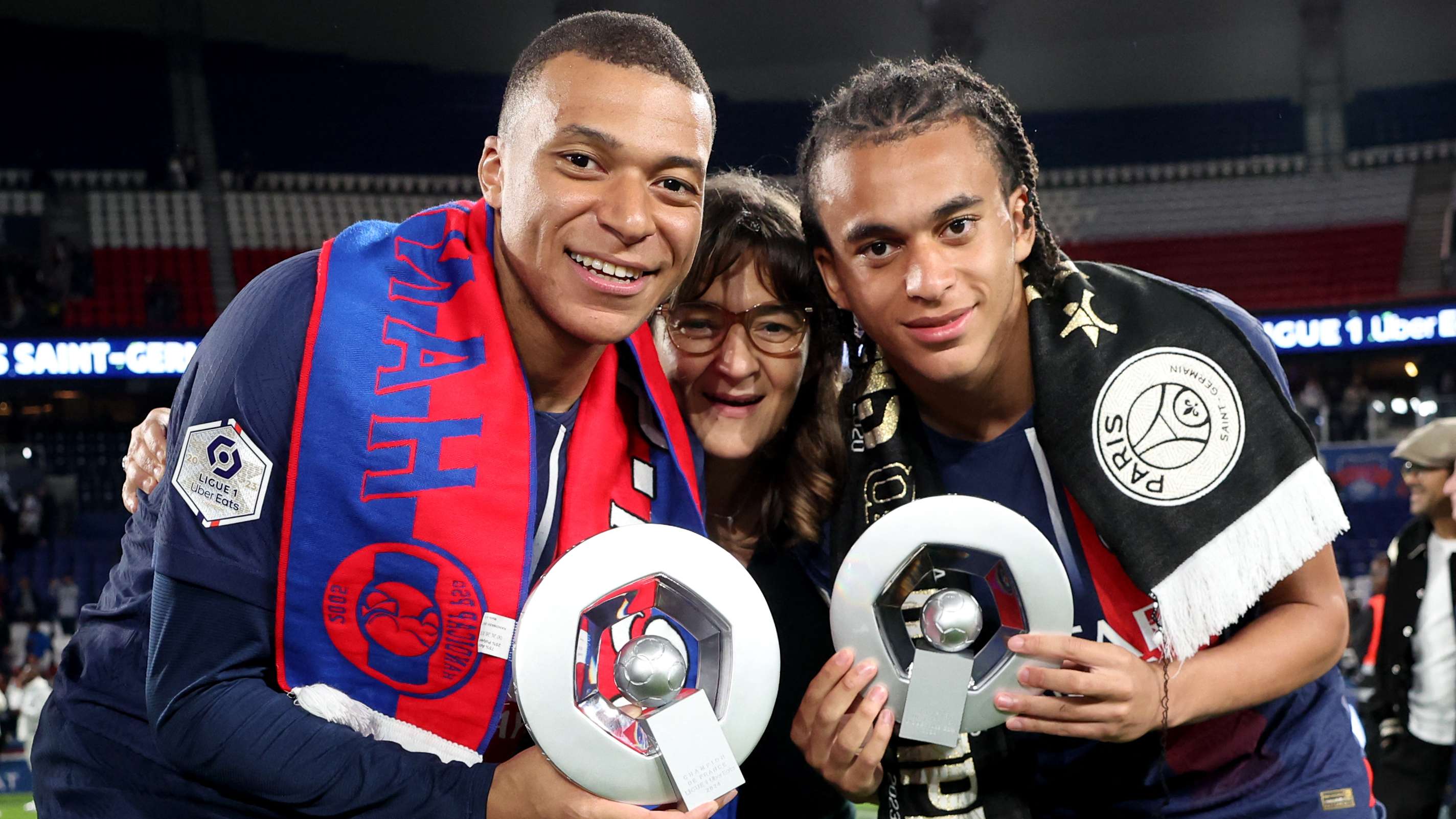 月初正值欧 月初正值欧